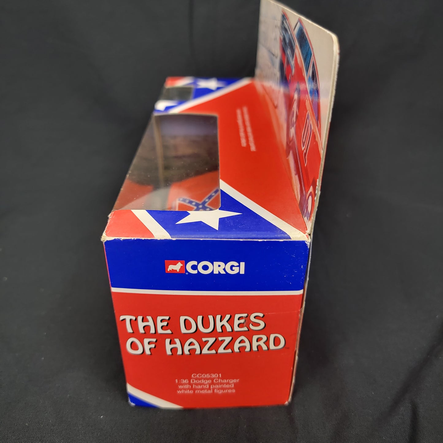 1:36 Dodge Charger General Lee with metal figures, 2001 UK (A)