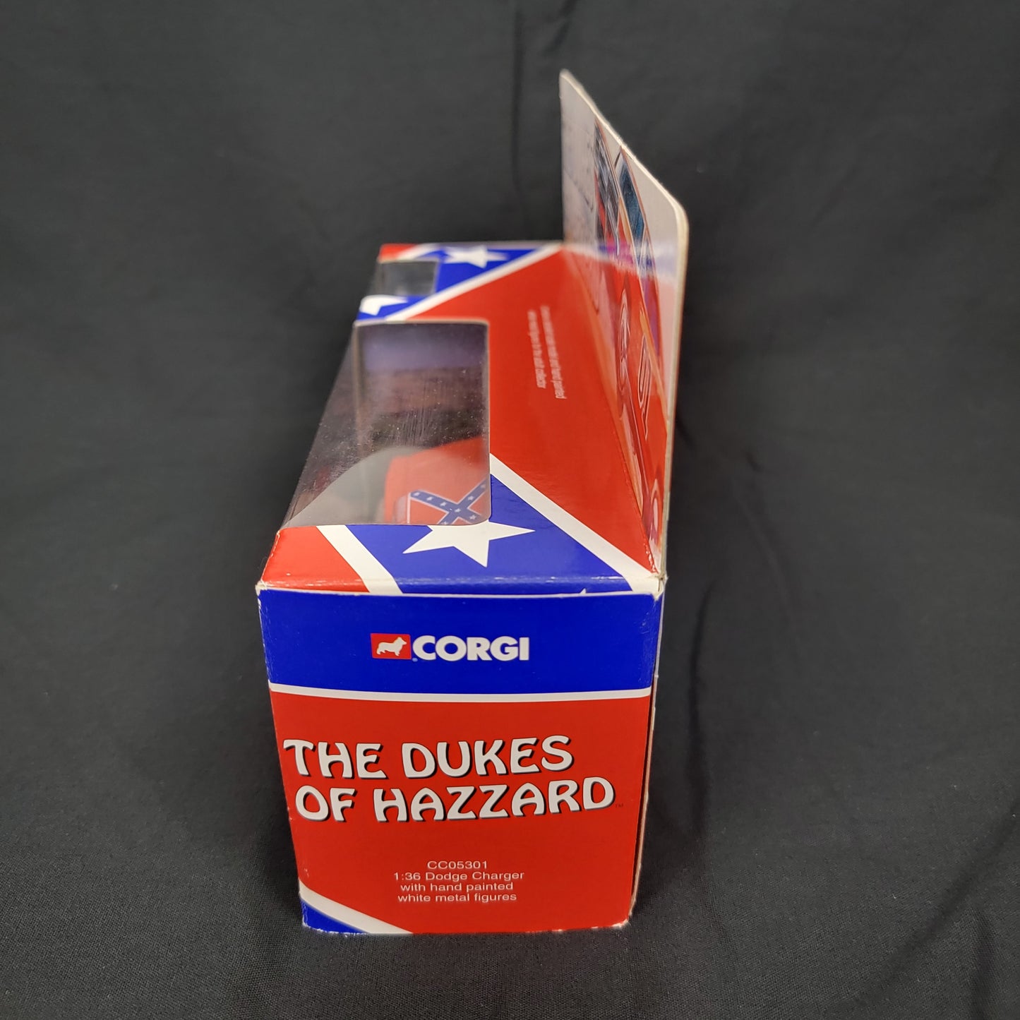 1:36 Dodge Charger General Lee with metal figures, 2001 UK (B)