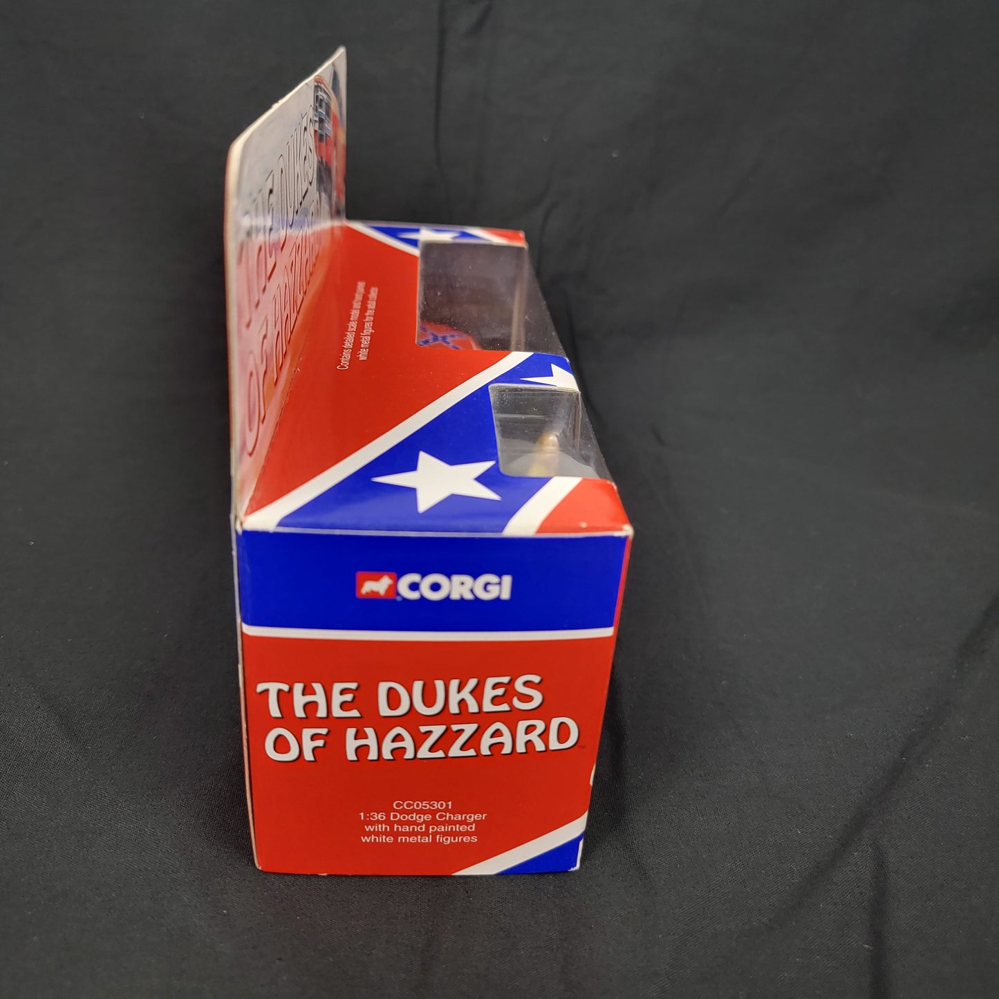 1:36 Dodge Charger General Lee with metal figures, 2001 UK (B)