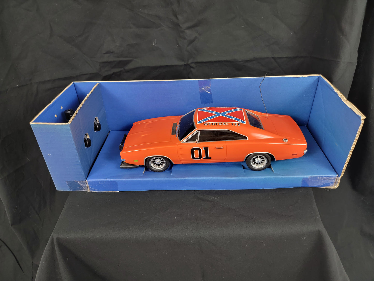 1:18 Dukes Of Hazzard Radio Control General Lee - 2005